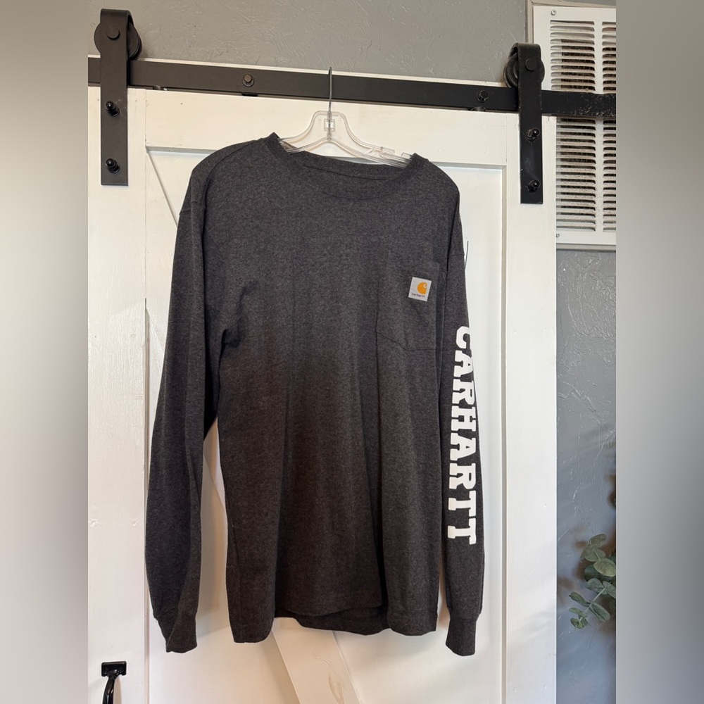 Men’s carhartt long sleeve pocket tee